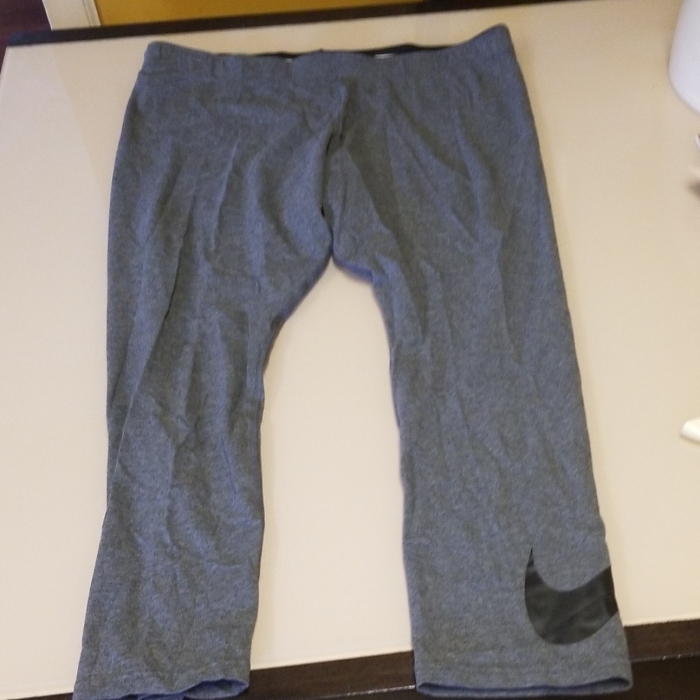 Nike leggings